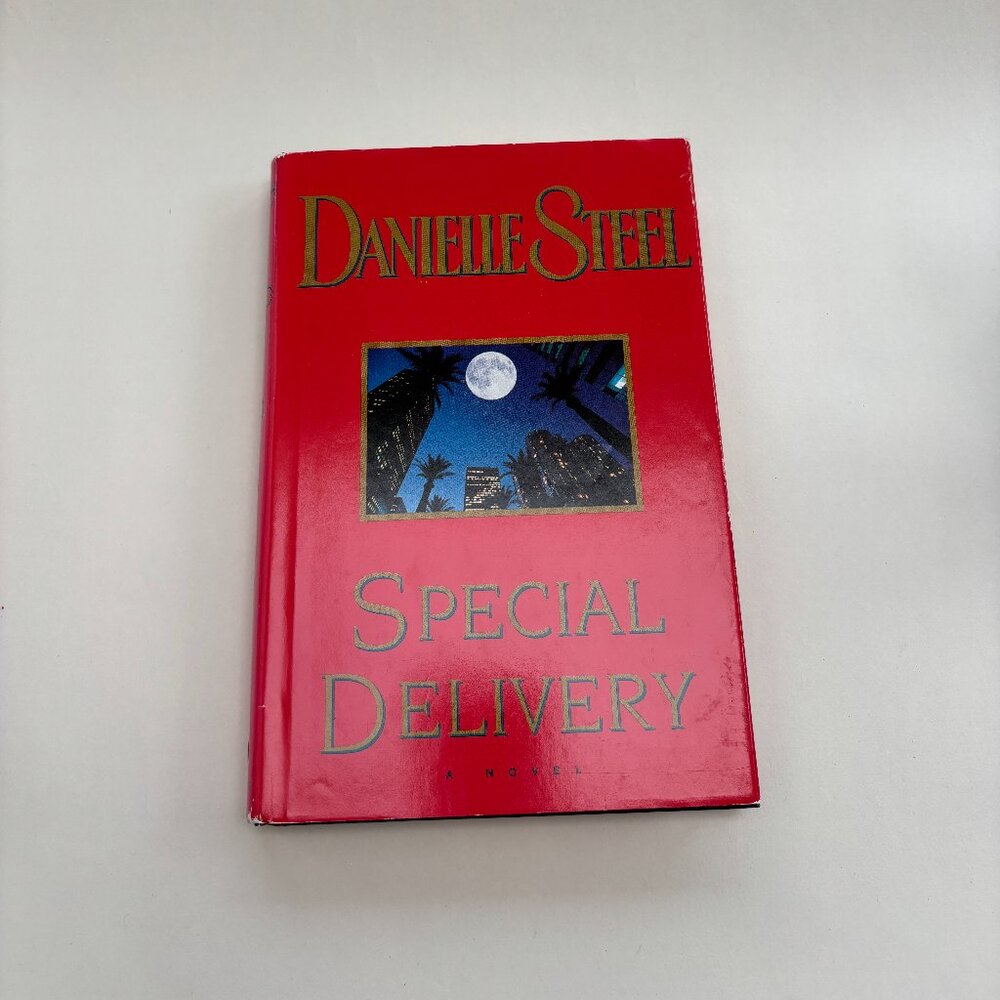 Vintage '97  Danielle Steel- Special Delivery- A Novel